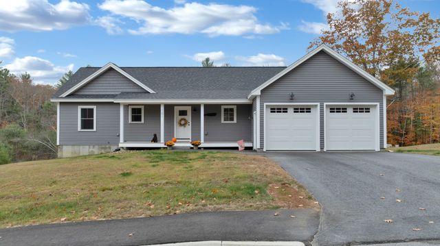 $570,000 | 101 Kayli Drive | Standish