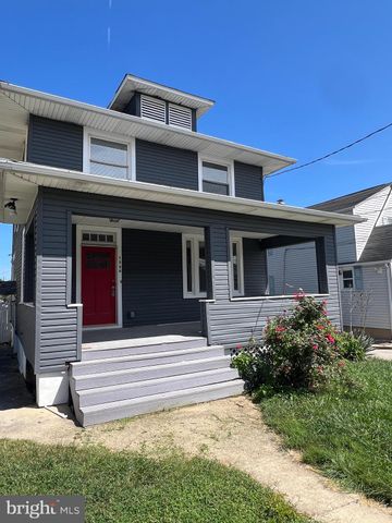 $449,000 | 1326 Stevens Avenue | Arbutus