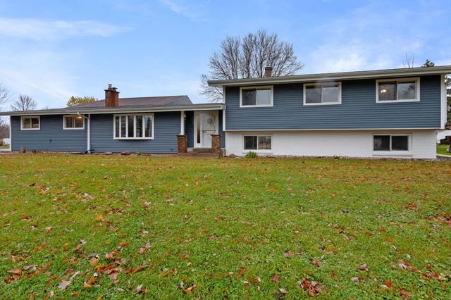 $299,900 | 419 West Bus Cnty Road | Dorchester