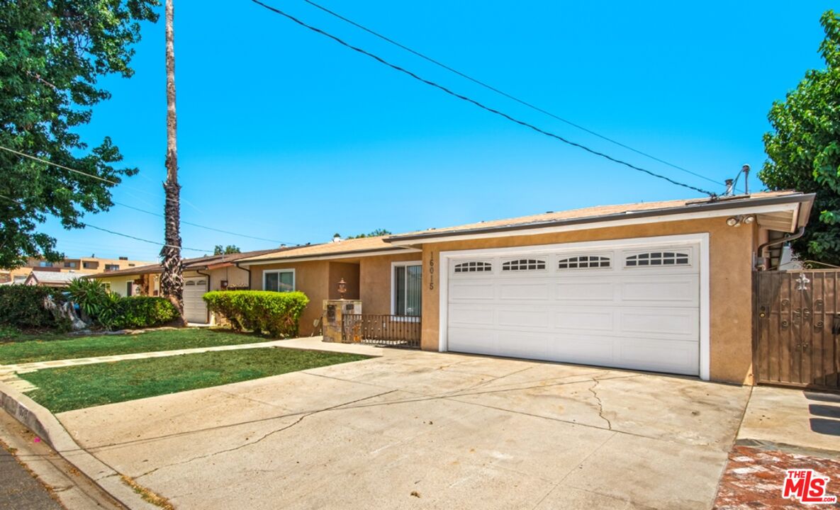 16015 Kittridge Street, Lake Balboa, CA 91406 | Compass