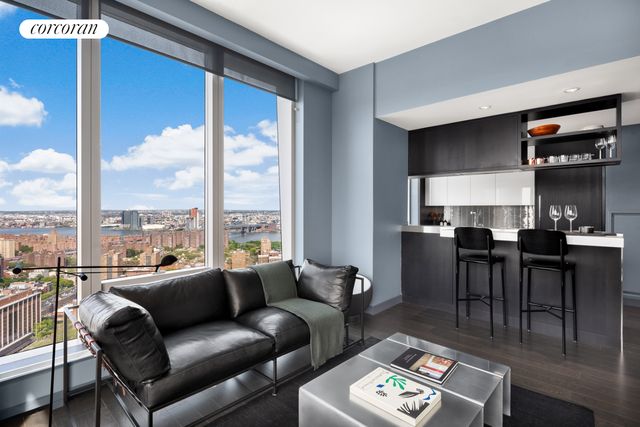 $2,319,000 | 252 South Street, Unit 27L | Lower East Side