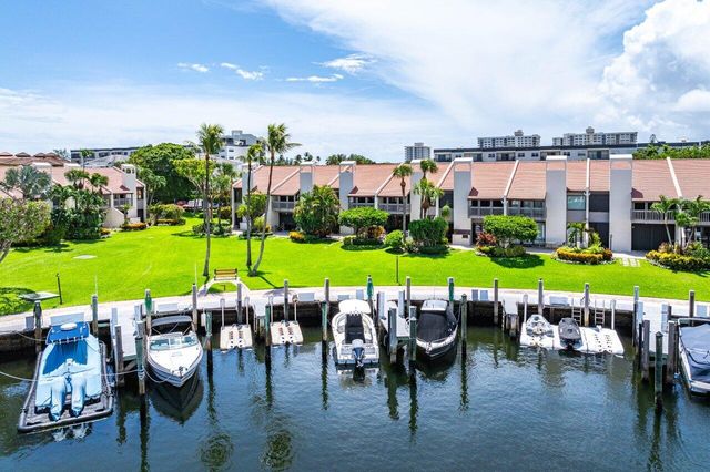 $1,749,000 | 2677 North Ocean Boulevard, Unit TH18H | Northeast Boca Raton