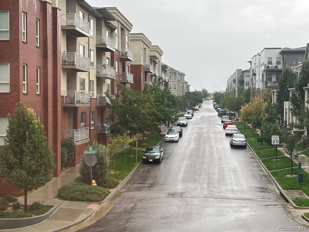 a view of a residential apartment building