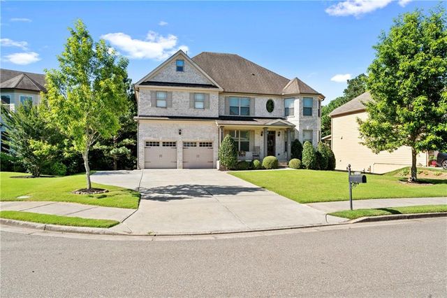 $679,999 | 4550 Fernbrook Place | Bridlewood