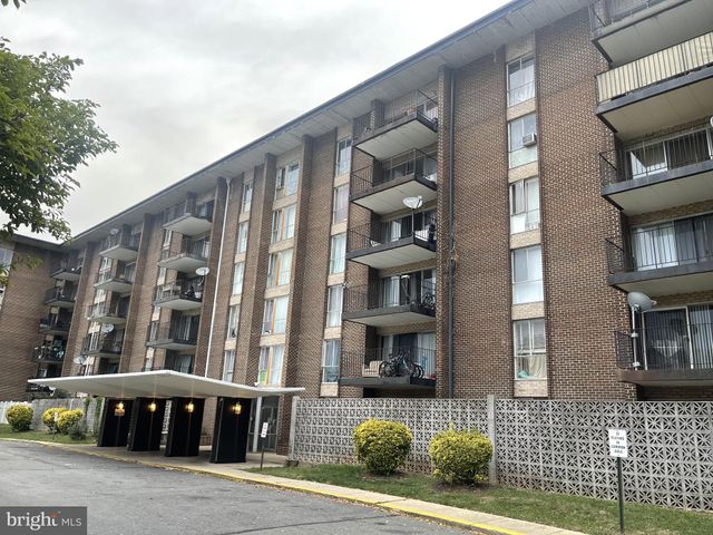 $99,500 | 6011 Emerson Street, Unit 115 | Bladensburg