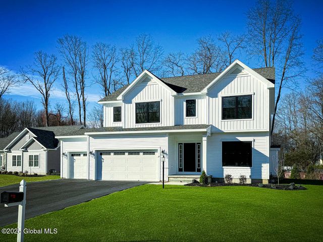 $674,900 | 6 Bergen Place | Niskayuna