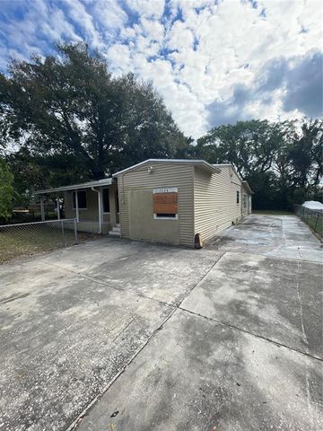 $218,900 | 1624 Grand Street | Clear Lake