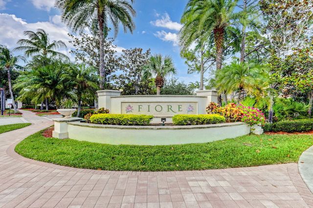 $357,000 | 10306 Myrtlewood Circle West | Palm Beach Gardens