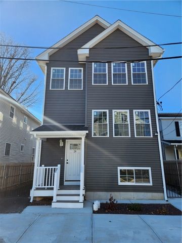 $3,100 | 24 St James Street, Unit 1 | Upper South Providence