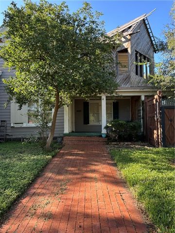 $225,000 | 462 Atlantic Street | Midtown Corpus Christi