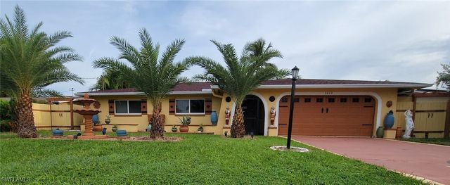 $560,000 | 1819 Southeast 26th Terrace | Cape Coral