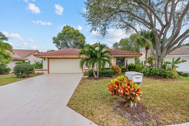 $449,900 | 4541 Catamaran Circle