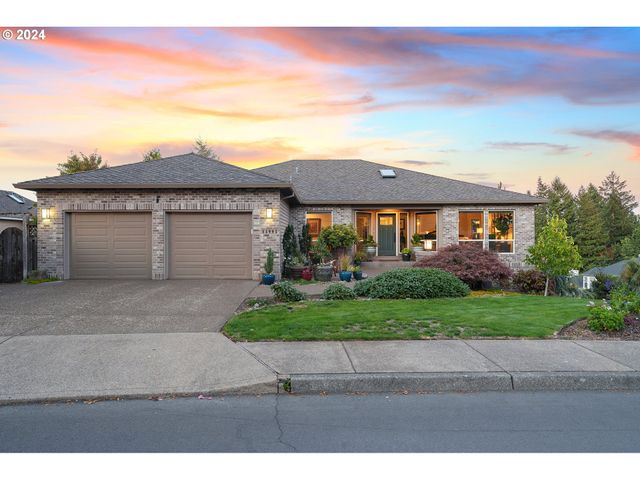 $1,199,900 | 13995 Southwest Mistletoe Drive | West Tigard