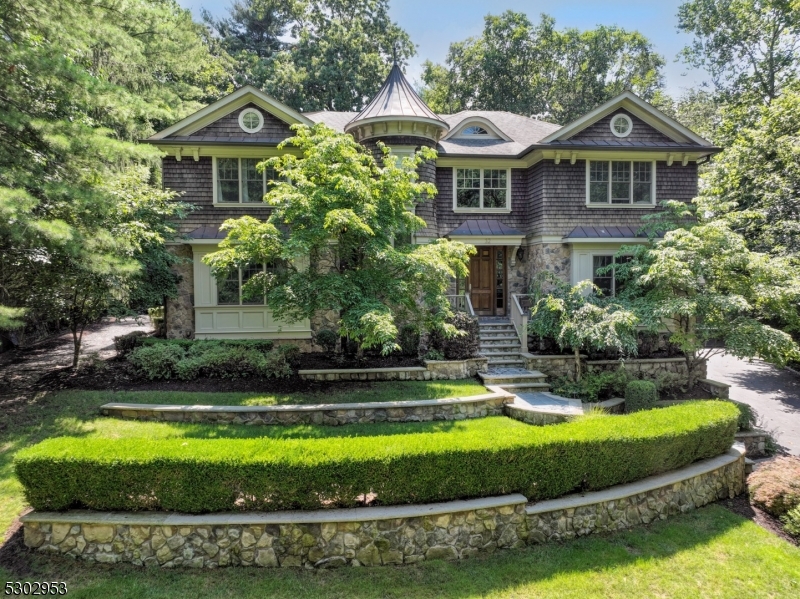 a view of a house with a swimming pool