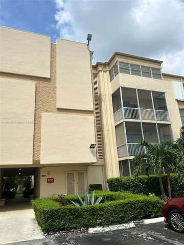 $1,900 | 9159 Southwest 77th Avenue, Unit 309 | Kendall