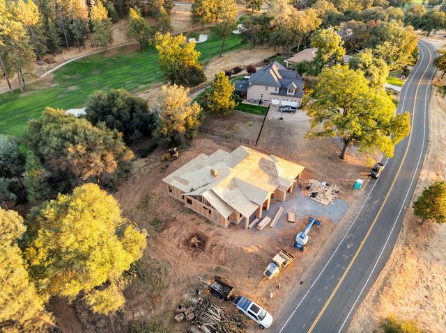 $1,250,000 | 23523 Darkhorse Drive