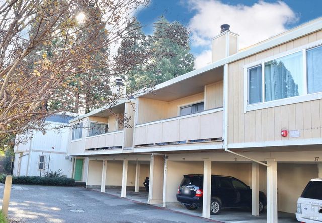 $375,000 | 381 Enterprise Drive | Rohnert Park