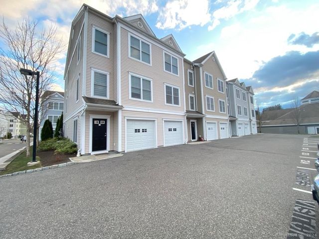 $3,400 | 214 Copper Square Drive, Unit 214 | Bethel