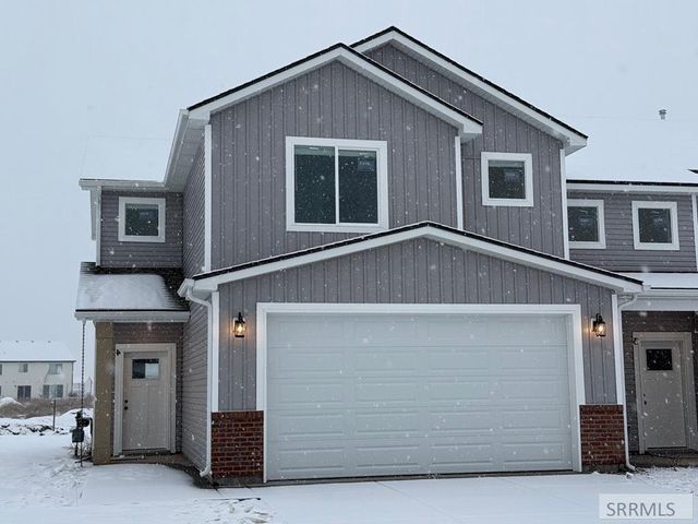 $332,900 | 1195 Jaylee Drive, Unit 1 | Rigby