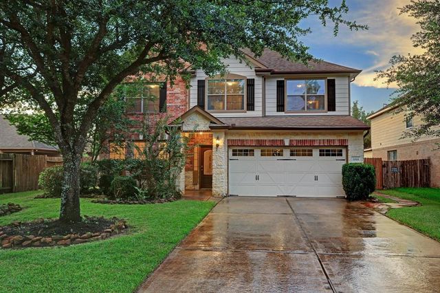 $385,000 | 20111 Bitter Root Drive | Oakhurst at Kingwood