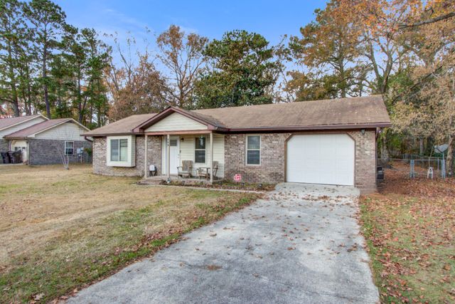 $299,900 | 208 Janice Street | Goose Creek