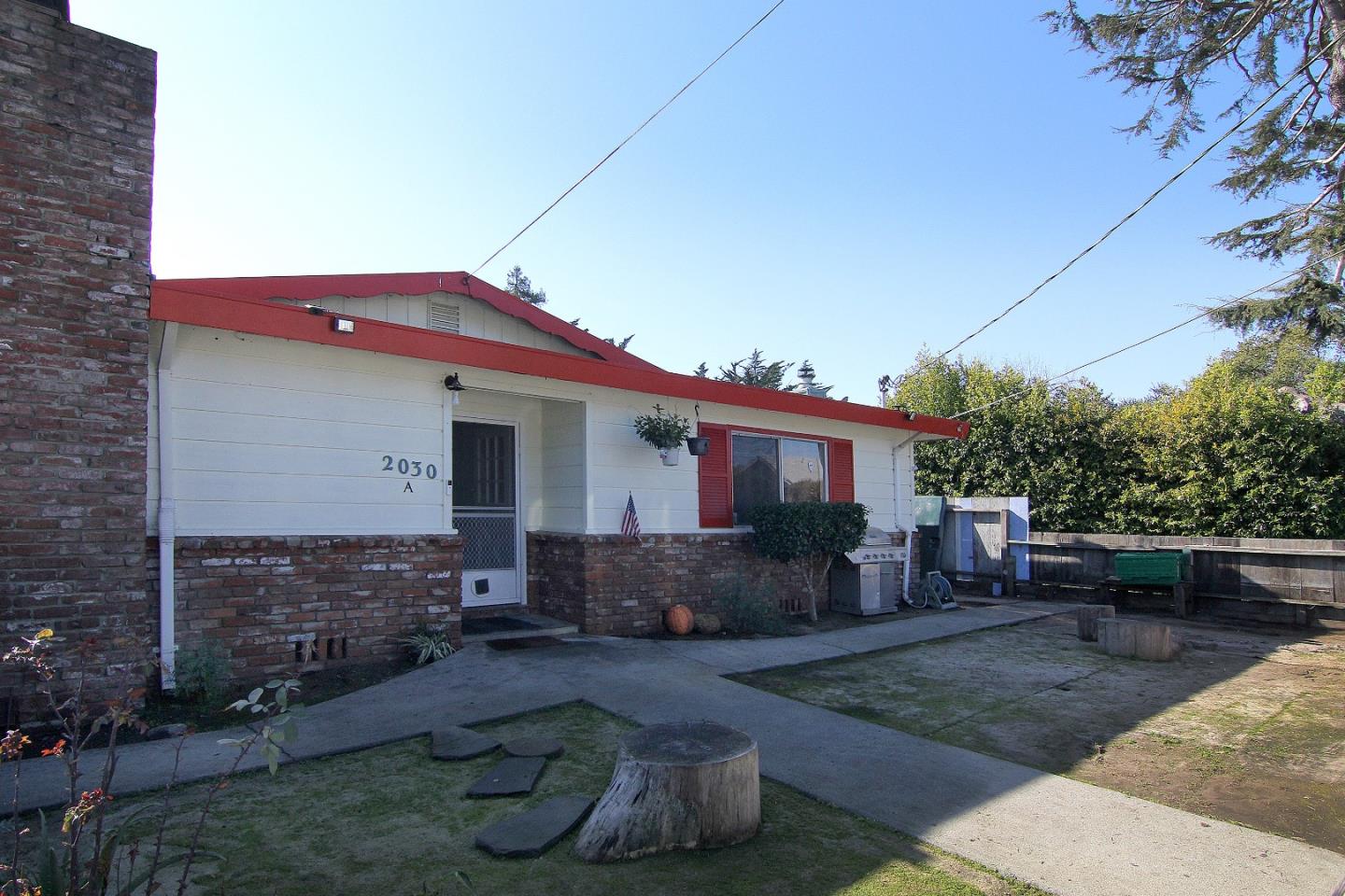 2030 Kinsley Street Santa Cruz CA 95062 Compass