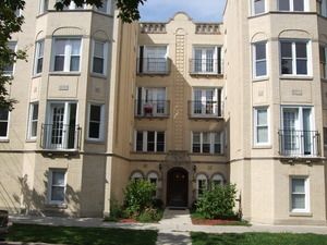 $1,500 | 2708 West Arthur Avenue, Unit 2N | West Rogers Park