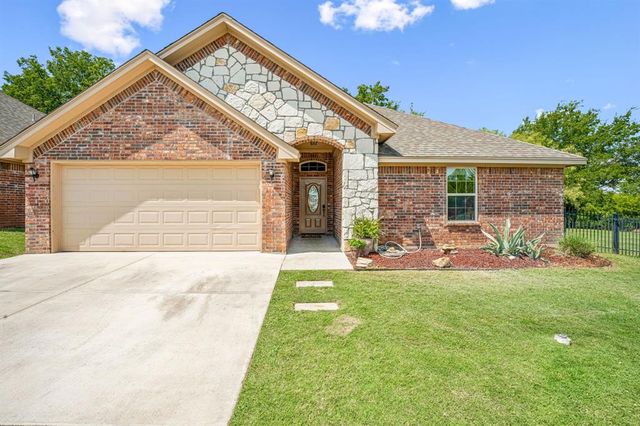 $365,000 | 1742 Sully Court | Stephenville