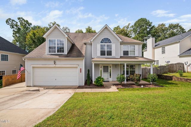 $525,000 | 609 Holly Thorn Trace | Braxton Village