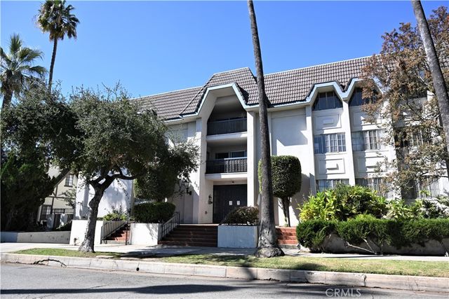 $2,700 | 497 South El Molino Avenue, Unit 306 | Southeast Pasadena