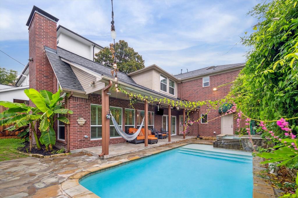 Rare 2-story brick home with a pool in Montrose area!