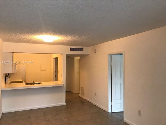 $1,550 | 16465 Northeast 22nd Avenue, Unit 113 | North Miami Bech City Center