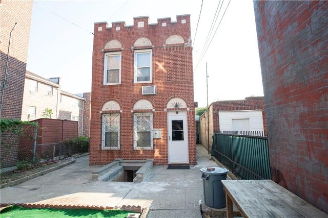 $549,000 | 2446 Barnes Avenue | Bronxwood