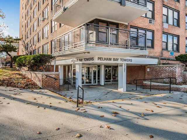 $170,000 | 3121 Middletown Road, Unit 3L | Pelham Bay