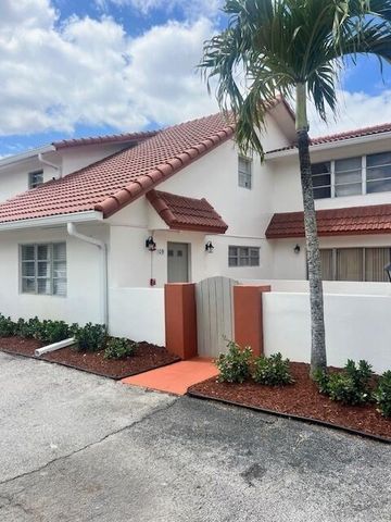 $1,650 | 3200 Coral Springs Drive, Unit 103 | Country Club