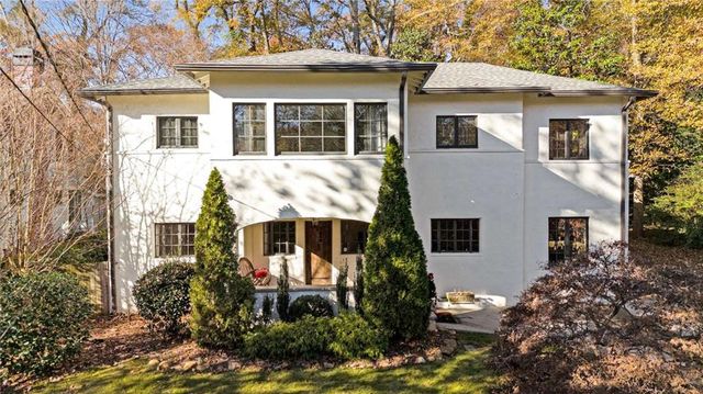 $1,650,000 | 159 Avery Street | Winnona Park Historic District