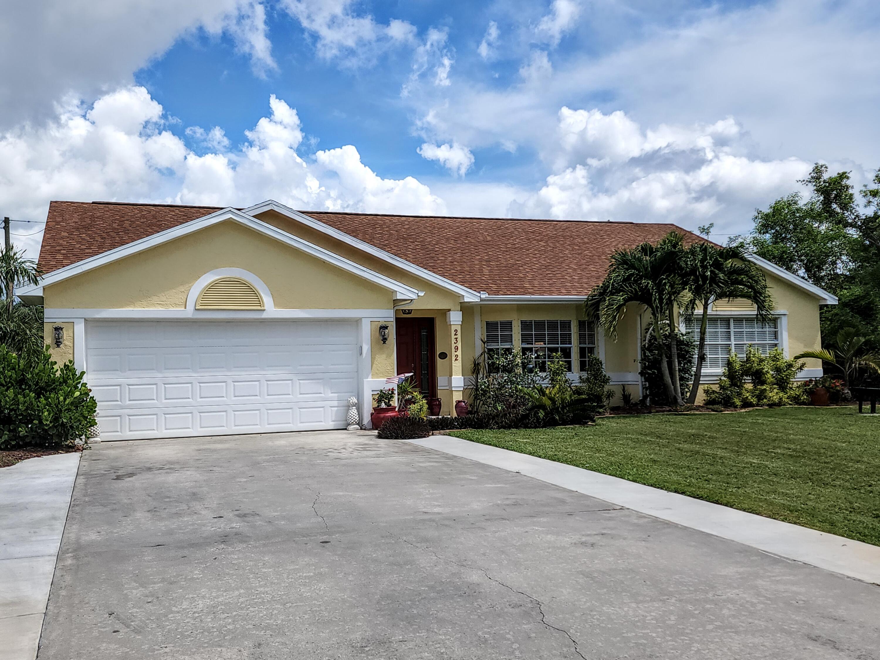 2292 Charleston Port St. Lucie, FLon