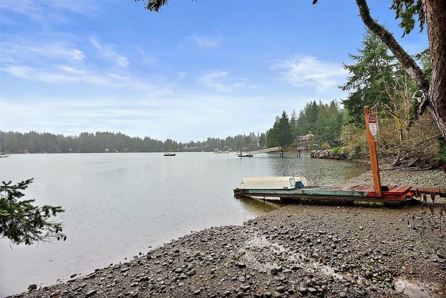 $1,250,000 | 1106 Shorewood Drive | West Bremerton