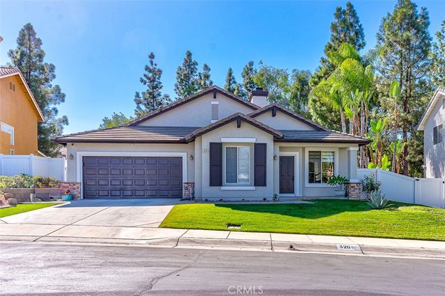 $775,000 | 320 Exeter Way | South Corona