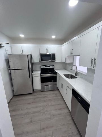 $2,200 | 12035 Northeast 2nd Avenue, Unit A322 | Central North Miami