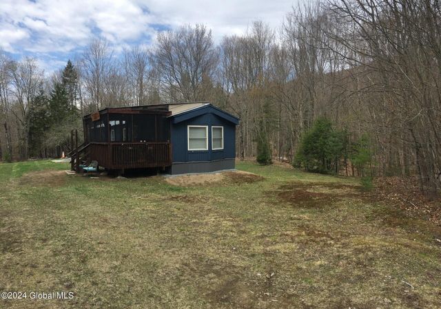 $89,900 | 678 West River Road | Wells