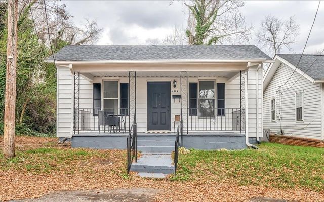 $69,900 | 104 Albert Street | Danville