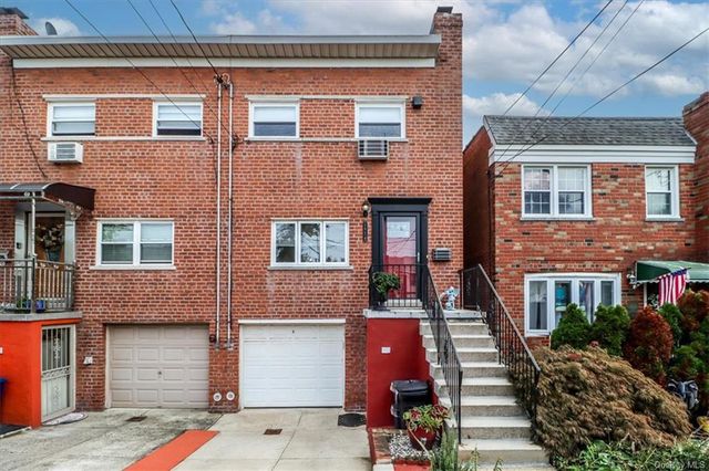 $654,900 | 2924 Lawton Avenue | Throgs Neck