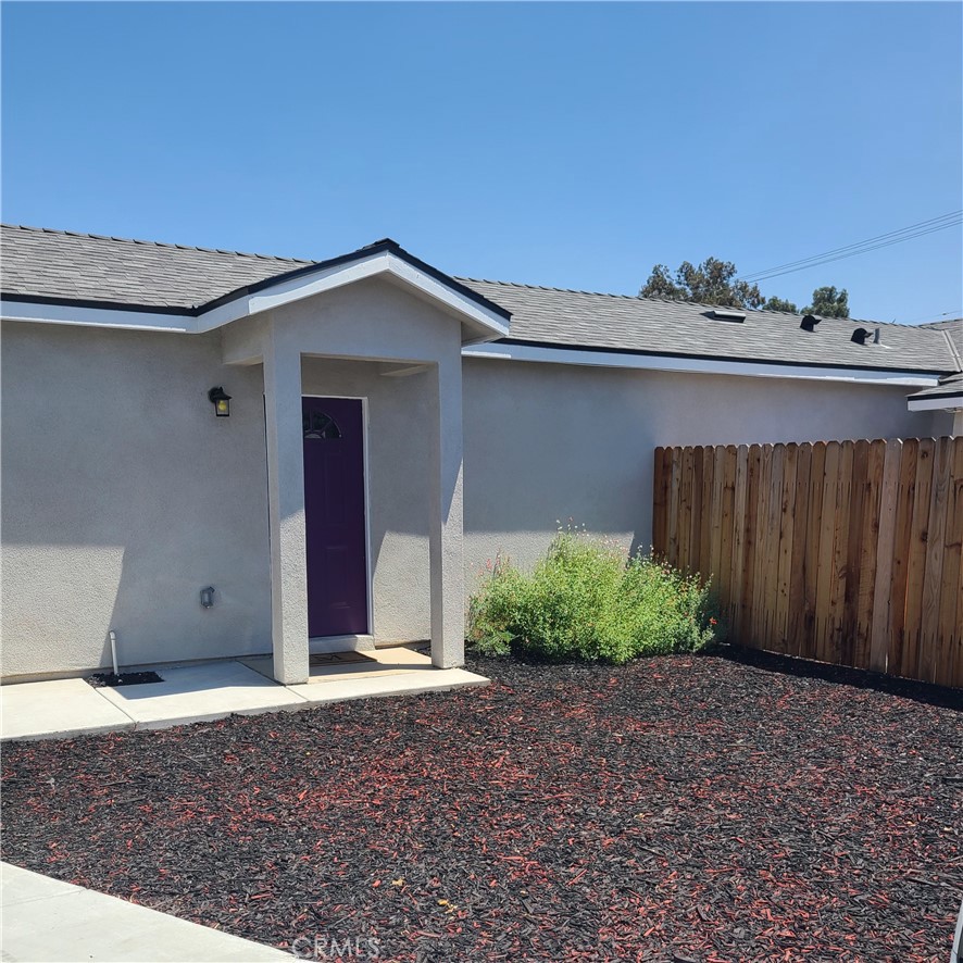 a view of a house with a garage