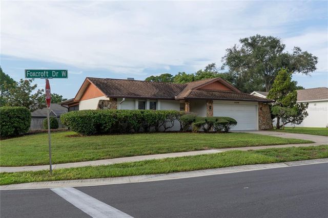 $434,900 | 1570 Foxcroft Drive West | Hammocks of Palm Harbor