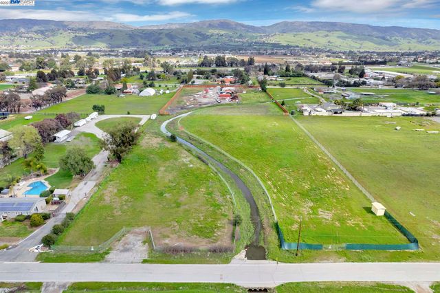 $900,000 | 0 Seymour San Martin Ca | San Martin