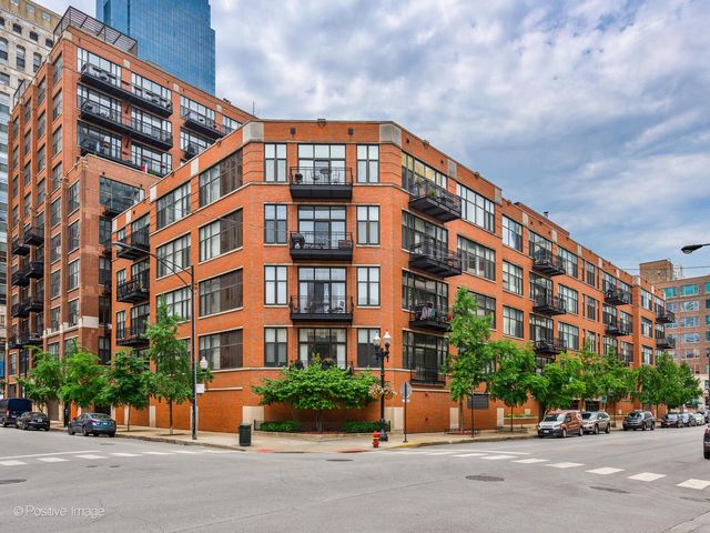 $1,975,000 | 333 West Hubbard Street, Unit 1006 | Union Square