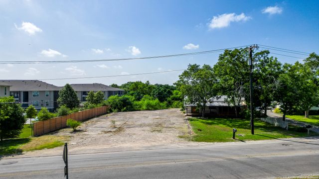 $499,000 | 1951 Gruene New Braunfels Tx 78130 | Gruene Historic District