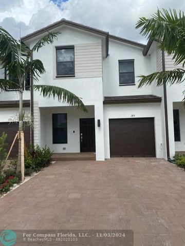 $3,400 | 185 Southwest 185th Way | Pembroke Pines