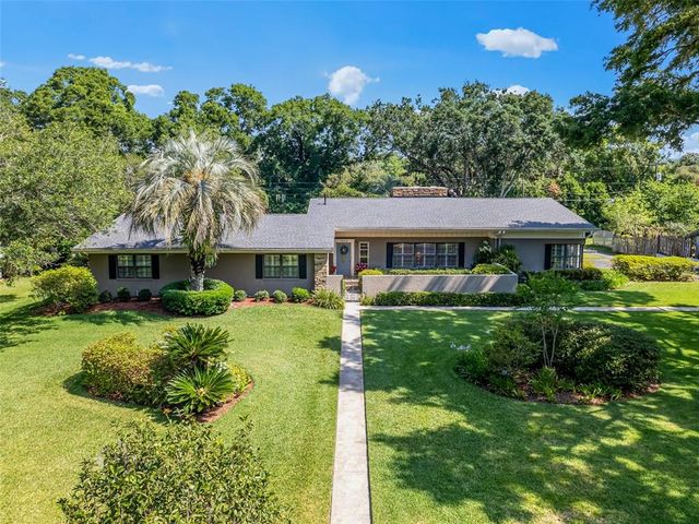 $850,000 | 1923 Southeast 7th Street | Woodfields